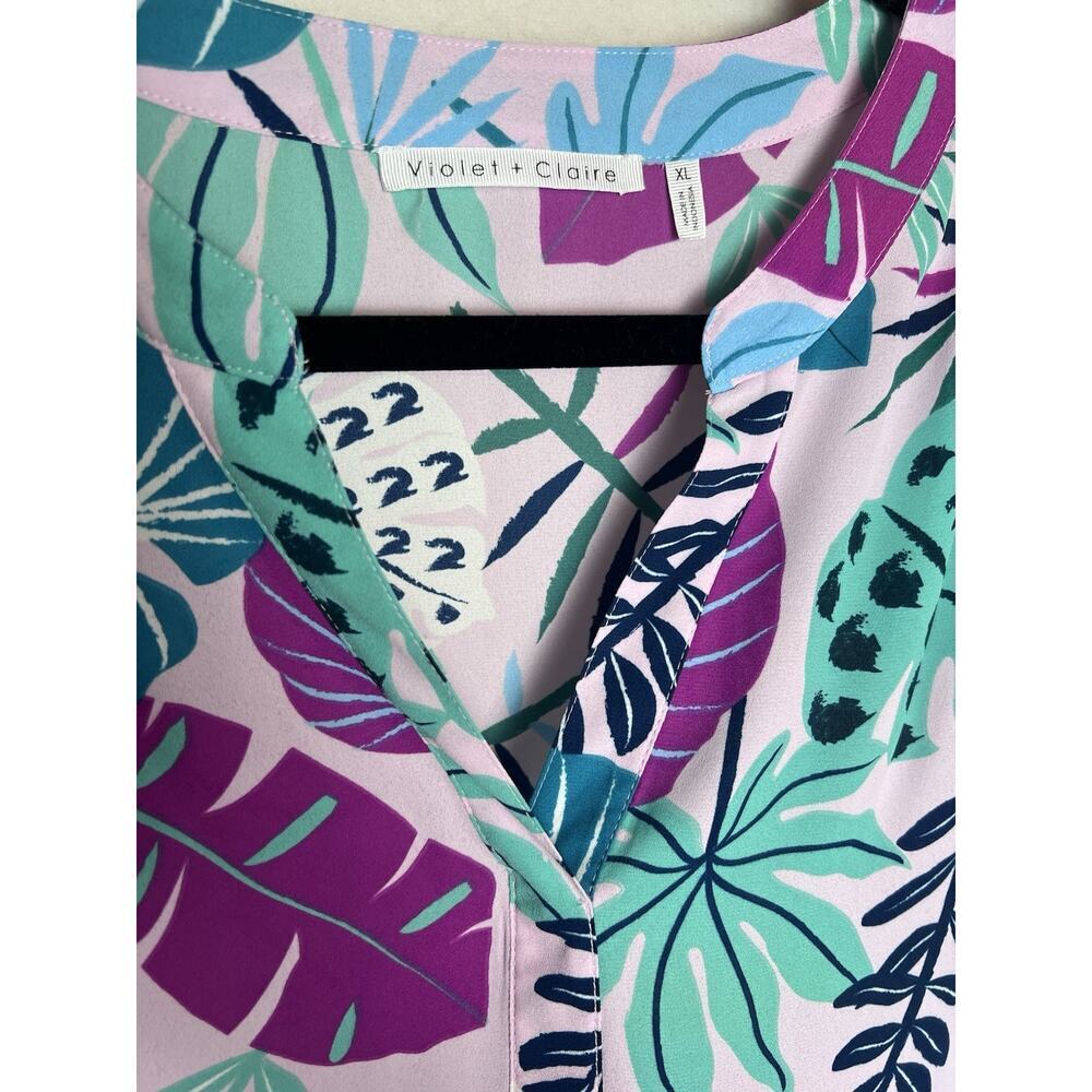 Violet & Claire Women's Sleeveless Pink Purple Tropical Print Blouse Size XL - Picture 2 of 6